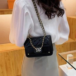 New Classic Small Fragrant Style Advanced Sense Fashion Trend Portable Oblique Straddle Women's Store Shoulder Bag Clearance Sale