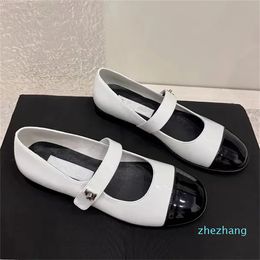 Designer mary jane shoes new retro buckle Leather shoes girls women's shoes Hollow out ladies Beach Banquet black white flat ballet