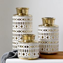 Vases Light Luxury Golden Relief Ceramic Vase Modern Decor Flower Utensils Art Arrangement Home Living Room Decoration