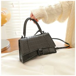 Women's 2023 New Advanced Crossbody Handbag Small Crocodile Pattern Home Hourglass Store Shoulder Bag Clearance Sale