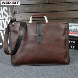 Briefcases Men's Brand Designer Briefcase Crazy horse PU Leather Handbags Business office File bag Vintage Messenger Bags Casual work 231030