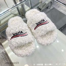 Balencaga Line Women Embroidery Sandal Wearing One Furry Sandals Flat Plush Slipper Letter Shearling Paris Bottomed New b Home Family Anti-skid BT0W