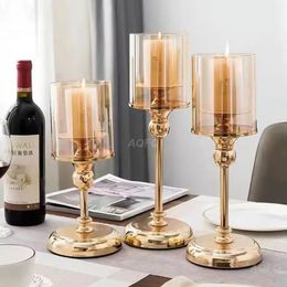 Ljushållare Luxury Classic Metal Vintage Golden Candlestick Home Decoration for Wedding Candelabra Crystal Holder 231030