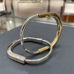 Bangle Luxury Jewellery Brand Women's Bracelet Classic Geometric Zircon Lock Rose Gold Anniversary Gift 231027