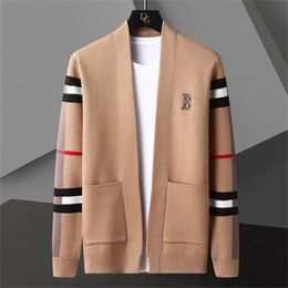 Mens Fashion Hoodies Men Designer Hoodie Casual Pullover Long Sleeve High Quality Loose Fit Womens Sweaters Size M-3XL 25