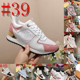 2023 Famous Brand Men Bouncing Sneakers Shoes Runner Lightweight Mesh Sports Man Skateboard Wholesale Comfort Walking Discount Footwear Orignal