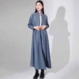 Women's Trench Coats Miyake Pleated Coat Jacket Spring And Fall Temperament Loose Large Size Tie Long Simple Fashion Robe