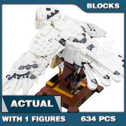 Aircraft Modle 634pcs Magical World of Wizards Flying Snowy White Owl Jointed Wings Letter 11570 Building Blocks Toys Compatible With Model 231030