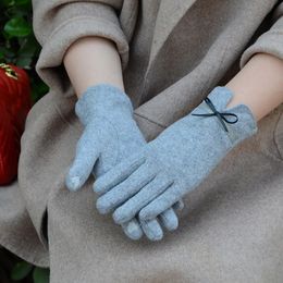 Five Fingers Gloves Women touch Mitten Gloves Winter Women Warm Cashmere Full Finger Leather Bow Gloves Wool Embroidery Touch Screen Gloves C22 231030