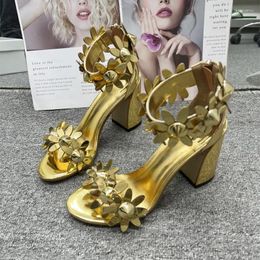 Sandals Sexy Female Luxury Design Golden Women's Shoes Party Banquet High Heels Flower Chunky Fashion Patent Leather Pumps