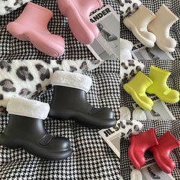Designer Fashion Brand Rubber Rainboots Knee-High Knight Boots Round toe Platform Rubbers sole Unisex Casual Couple shoes factory footwear Boot