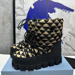 Women Designer Boots Winter Warm Metal Triangle Label Down Snow Boots Thick Soles Shrink Strap Ski Boots