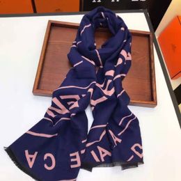 Winter Fashion Thickened Scarf Classic Solid Color Letter Pashmina Shawl Designer Brand Fashion Accessories High Quality Fabric Girl Family Gifts Scarf Christmas