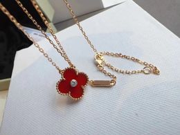 High Quality Necklaces Luxury vanly cleefly Designer Necklace Four-leaf Clover Fashion Charm Pendant Wedding Party Jewellery Red
