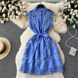 Casual Dresses Vintage Hollow Out Lace Floral Embroidery Dress Summer Autumn Women Sleeveless Sashes Short Dresses Runway Vestidos245E