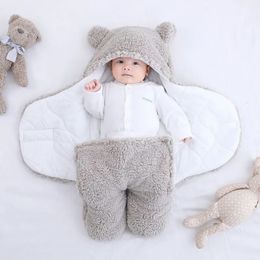 Blankets Swaddling Cute born Baby Boys Girls Plush Swaddle Wrap UltraSoft Fluffy Fleece Sleeping Bag Cotton Soft Bedding Stuff 231031