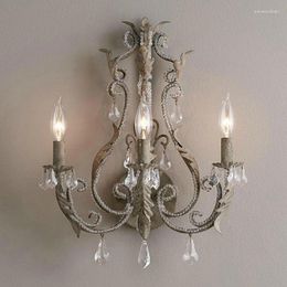 Wall Lamp Creative 3 Heads American Rural French Retro Old Iron Crystal Living Room Dining Bedroom Corridor Light