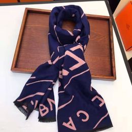 Winter Fashion Thickened Scarves Classic Solid Colour Letter Pashmina Shawl Designer Brand Fashion Accessories High Quality Fabric Girl Gift Scarf Christmas