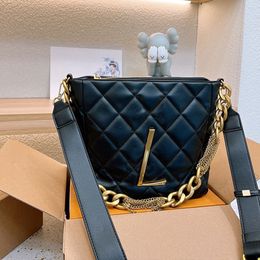 Designer Bag Shiny Leather bucket bag crossbody tote Purse Shoulder Bags Women bags wide chain Luxurys handbags shoulder bag