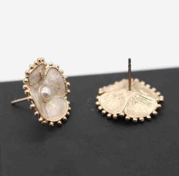 2023 Luxury quality Charm stud earring with flower shape design black and beige Colour in 18k gold plated have stamp box PS4790A