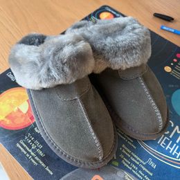 Slippers Real Fur Furry Slippers for Women Fashion Female Alpaca House women's Winter plush Indoor Warm man Home Shoes stuffed woman 231031