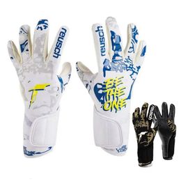 Balls Football Goalkeeper Gloves Adults 8 9 10 Thick Latex Sports Soccer Training Protector Anti slip Goalie 231030