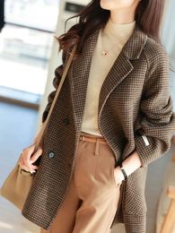 Women's Wool Blends Women's Coat Fashion Pockets Plaid Wool Blends Coats Ladies Thick Warm Single Breasted Elegant Long Winter Jacket Women 231030