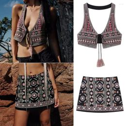 Women's Vests Embroidery Folk Vintage Waistcoat For Woman 2023 Summer Fashion V Neck Sleeveless Sexy Backless Tassel Crop Top Boho Chic Vest