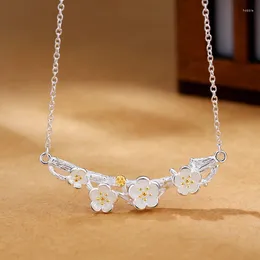 Pendant Necklaces FoYuan Silver Color Small Fresh Plum Blossom Necklace Handmade Ornaments Flower Jewelry