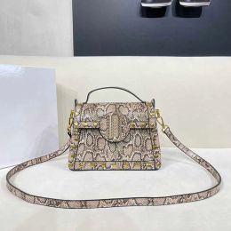 Sell Luxurys B Letter Designer Bag Brown Premium Leather Handbag Shoulder Bags Tote Bag 11 Colours Ladies Single crossbody Bags