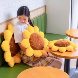 Pillow Wearable Stuffed Toy Sunflower Shape Wide Use Soft Plant Plush Portable Room Decor