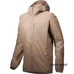 Men's Arcterys Jackets Coats ARC'TERYS Squamish Hood Men's Hooded Soft Shell Charge Coat Mountaineering Reengineered Revised Smoke Brown Smoke Bluff XS HB7Z