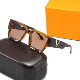 Designer Sunglasses Fashion Summer Beach Glasses Full Frame Letter Rectangle Design for Man Woman 8 Optional High Quality 6200