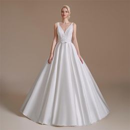 A-Linie, V-Ausschnitt, ärmelloses Brautkleid, hochwertiges, weißes Satin-Spitze, elegant, luxuriös, YS00062