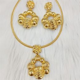 Other Jewellery Sets Dubai Gold Plated Earrings and Pendant Trend For Women Necklace Wedding Engagement Africa Bridal Gifts 220831