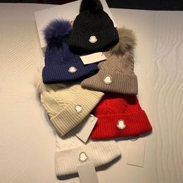 Fashion Fax Fur Pom Beanie Skull Caps Knitted Hat Designer for Man Woman Winter Hats 6 Color Top Quality