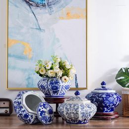 Storage Bottles Blue And White Jar Vase Diamond Hand Painting Ceramic Geometric Flower Canister For Serving Tea Coffee Spice