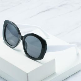 Sunglasses 2022 Trend Big Frame Oval Women Fashion Black And White Contrast Retro Men Street Driving Glasses