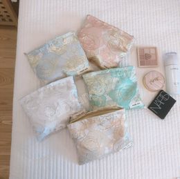 Elegant Temperament Jacquard Rose Cosmetic Bag Women Exquisite Toiletry Bag Organiser Case Makeup Travel Storage Bags