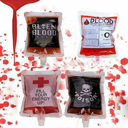 Party Decoration 20pcs Halloween Blood Drinks Bags Reusable Energy Drink Bag for Favours Costumes Props Nurses Day 220901