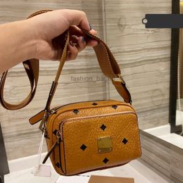 Shoulder Bags Designer Luxury Brand Fashion Shoulder camera Bags Handbags High Quality women chains letter purse phone bag wallet crossbody