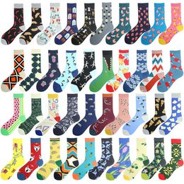 Men's Socks Skarpetki Divertidos Cotton Funny Car Geometry Corn Bird Pineapple Strawberry Crew Sokken Novelty Hip Hop Meias Unisex