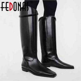 Boots FEDONAS New Women Sexy Patent Leather Knee Hight Thick Heeled Autumn Winter Shoes Woman Square Toe Long Knight 220901