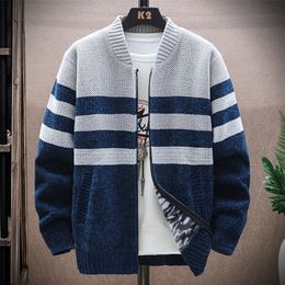 Mens Sweaters Autumn Korean ONeck Mens Thick Sweaters with Velvet Mens Cardigan Knitted Sweatercoats Patchwork Jacket Male M3XL 8927 220901