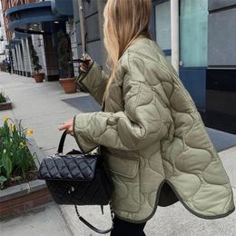 Down Parkas Womens Winter Bread Coats O Neck Outwear Loose Padded Woman Pocket Jackets Women Thicken Warm Parka Coat 220902