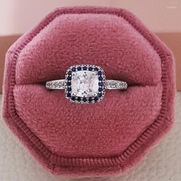 Cluster Rings 2022 Luxury Blue Pink Oval 925 Sterling Silver Engagement Ring For Women Lady Anniversary Gift Jewelry Wholesale R5237