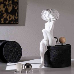 Decorative Objects Figurines Modern White Black Pensive Beauty Resin Ornaments Study Room Cafe Sculpture Decoration Home Livingroom Desktop Furnishing Crafts