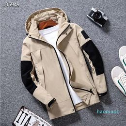 2022 new fashion mens jacket women girl Coat Production Hooded Jackets With Letters Windbreaker Zipper Hoodies For Men Sportwear Tops Clothing