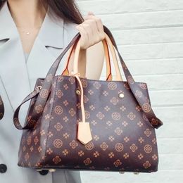 Shoulder Bags ONTHEGO Luxurys Designers Handbags Purses MONTIGNE Bag Women pvc Tote Brand Letter Embossing Genuine Leather Shoulder Bags crossbody