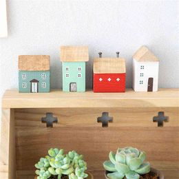 Decorative Figurines Japan Style Wooden House Ornaments Table Decor Wood Forest Architecture Desk Miniature Craft Work Home Kids Room Nursery Decor